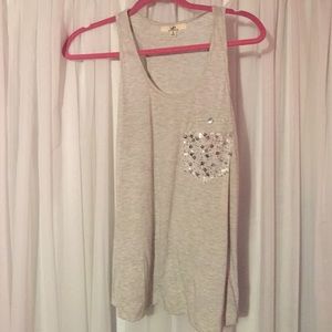 Gray tank top!