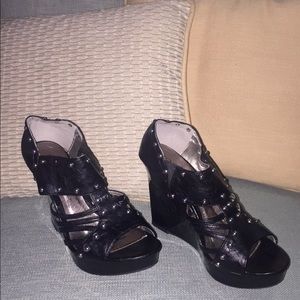 Icora black studded wedges