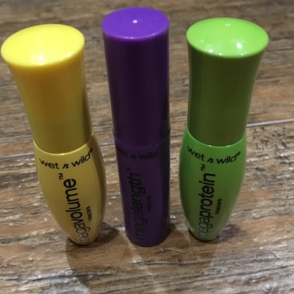 Mini or Travel sized Wet n Wild Mascara Trio 😻
