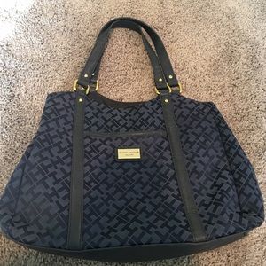 Tommy Hilfiger purse
