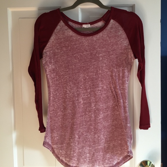 Maroon two-tone baseball shirt