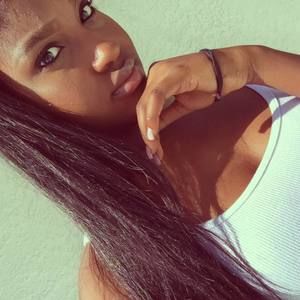 Meet your Posher, Kelley