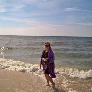 Meet your Posher, Marion