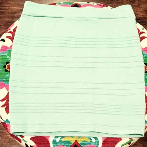 Mint skirt