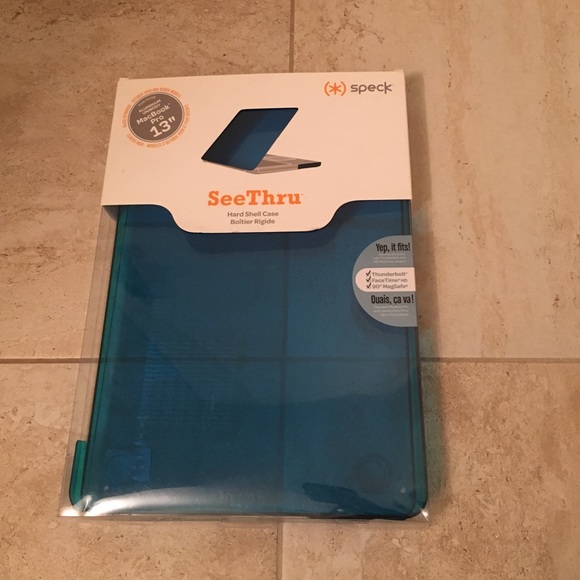 Hard shell case for MacBook Pro 13