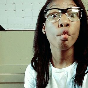 Meet your Posher, Jeanelle