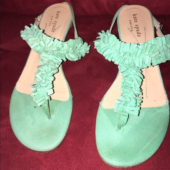 "SOLD" PRICE DROP $18 KATE SPADE SANDALS - Picture 2 of 3