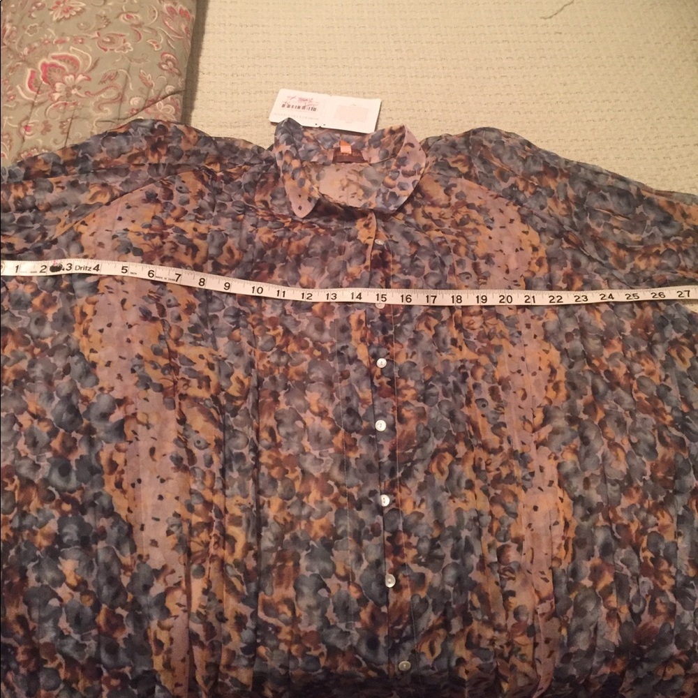 ❌SOLD ❌ NWT Roberta Freymann 100% Silk Blouse - Picture 5 of 6