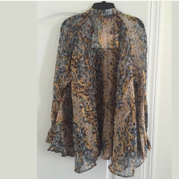 ❌SOLD ❌ NWT Roberta Freymann 100% Silk Blouse - Picture 2 of 6