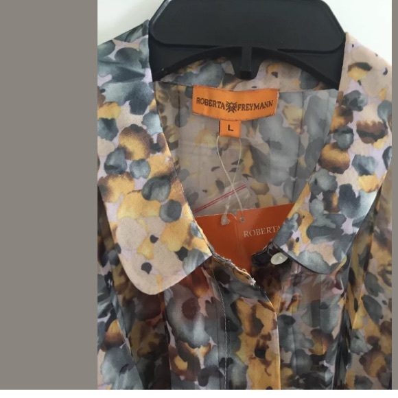❌SOLD ❌ NWT Roberta Freymann 100% Silk Blouse - Picture 3 of 6