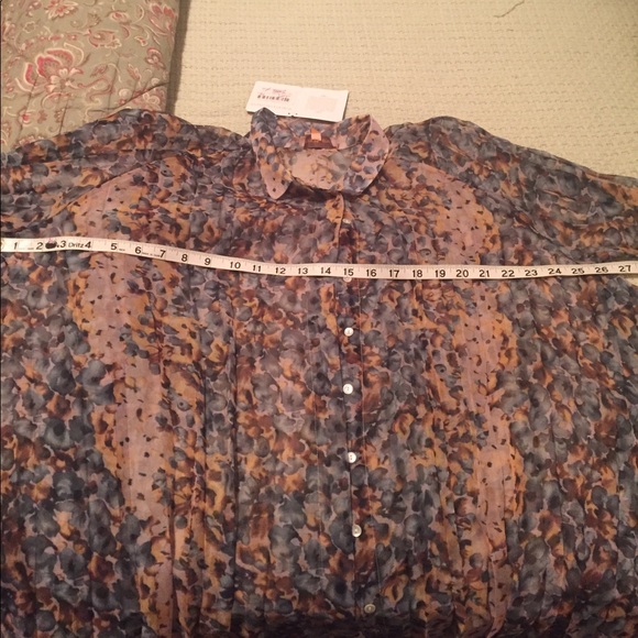 ❌SOLD ❌ NWT Roberta Freymann 100% Silk Blouse - Picture 5 of 6