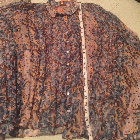 ❌SOLD ❌ NWT Roberta Freymann 100% Silk Blouse - Picture 6 of 6