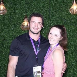 Meet your Posher, Paxton