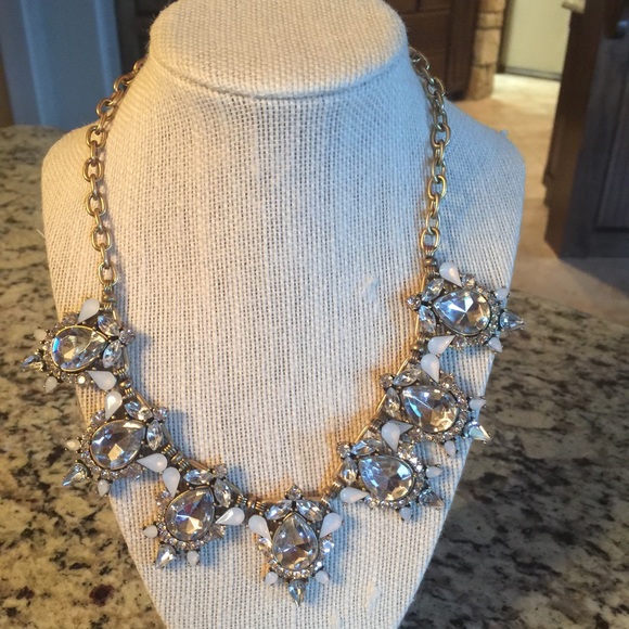 Statement Necklace. NWT.