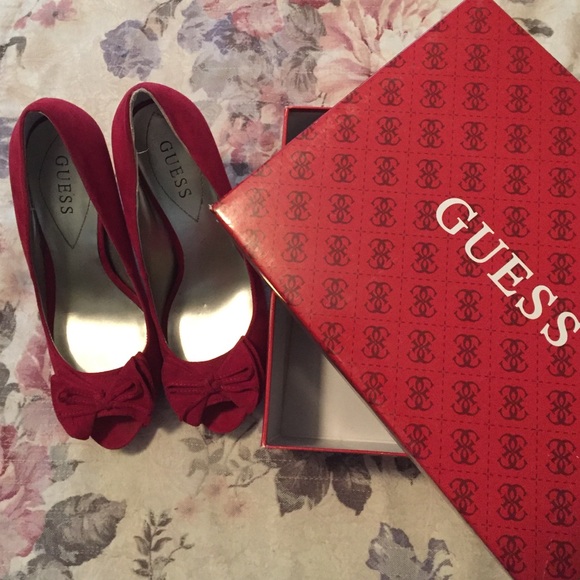 Guess heels