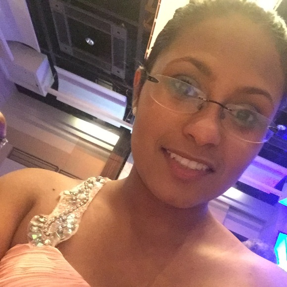 Meet your Posher, Lizette