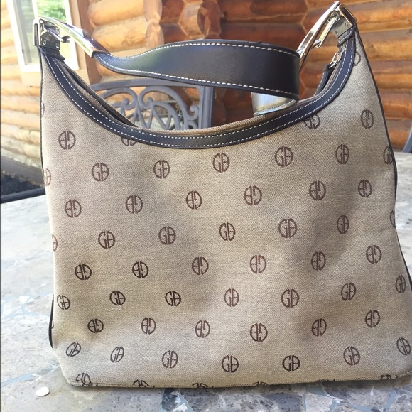 *SALE Price Drop* Giani Bernini-Shoulder Bag