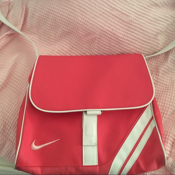 Coral Nike messenger bag