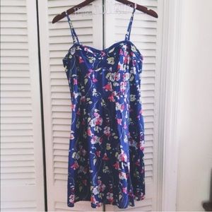 American Eagle Flower Pocket Dress