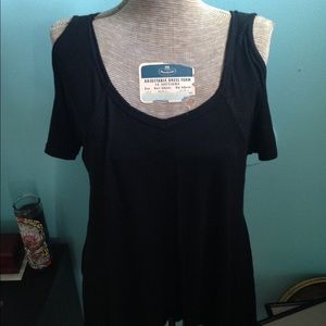 Modcloth flowy cut out sleeve shirt