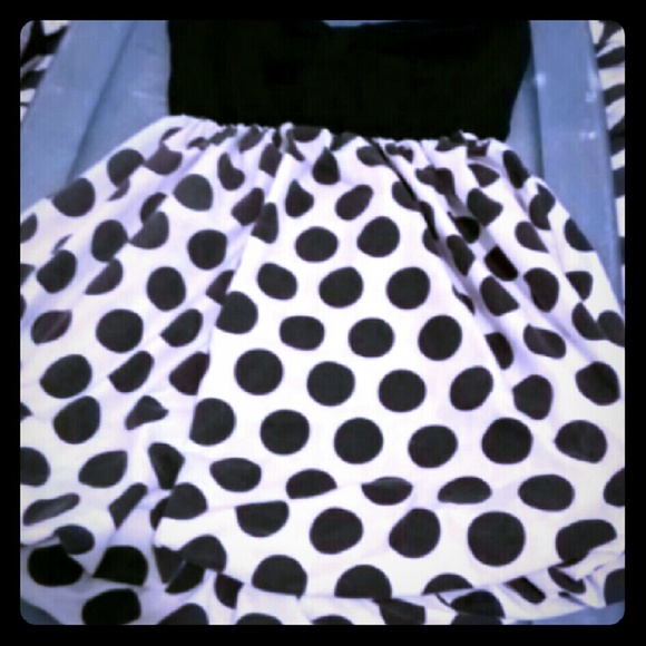 Rue 21 medium tube top.