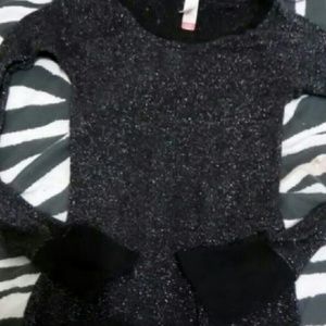 Black no boundaries long sleeved tee