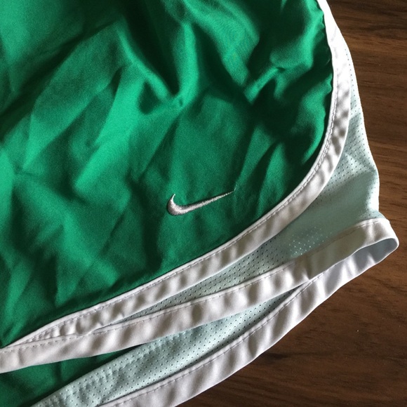 Nik Shorts_3