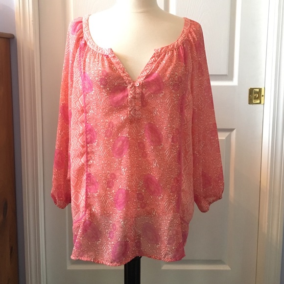 American Eagle Pink Top