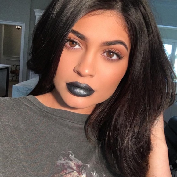 Kylie KYMAJESTY Metal Matte lip gloss. Price firm - Picture 2 of 4