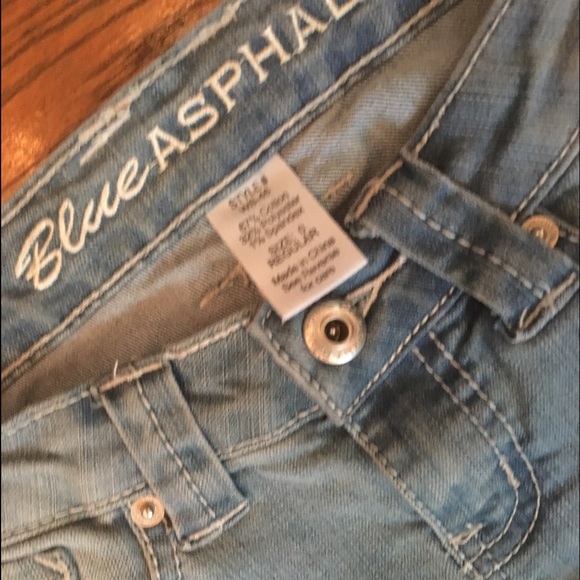 Jeans! - Picture 2 of 4