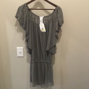 Jessica Simpson swimsuit coverup