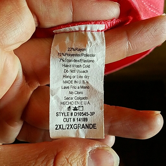 Fitted dress - Picture 3 of 3