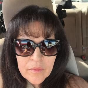 Meet your Posher, Monica