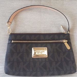 MICHAEL Michael Kors Brown Wristlet