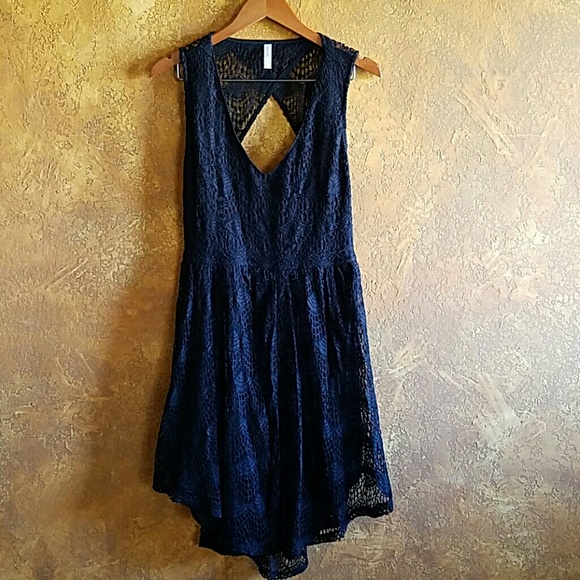 Black cutout dress - Picture 1 of 4