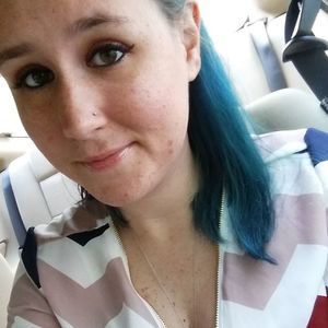 Meet your Posher, Alyson