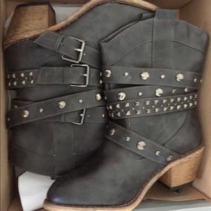 Grey studded cowgirl boots