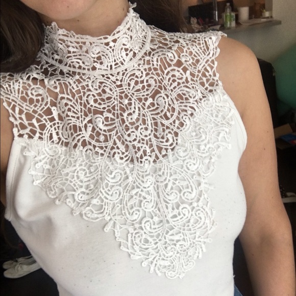 Lace high neck crop top size M/L