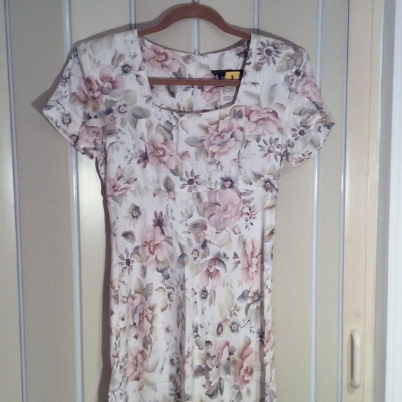 Vintage style maxi dress