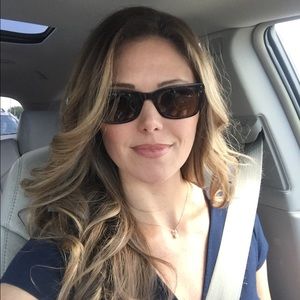 Meet your Posher, Jacqueline