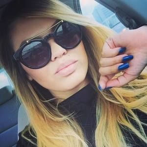 Meet your Posher, Ariana