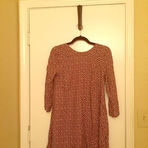 Patterned 3/4 sleeve swing dress. new with tags