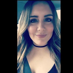 Meet your Posher, Alyson