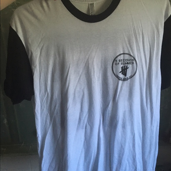 5 Seconds of Summer (5SOS) Hemmings 96 Tee