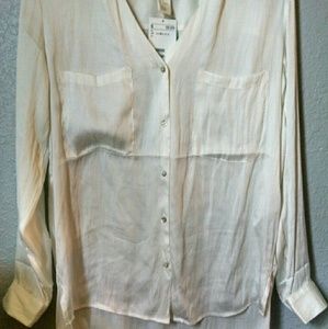 White H&M button down shirt. NWT