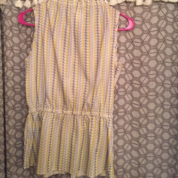 Stylish yellow and gray silky shirt! - Picture 3 of 4