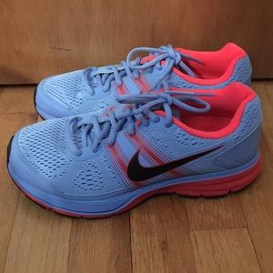 Nike Zoom FitSole 2 Sneakers