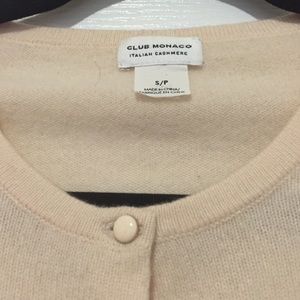 Beautiful Club Monaco Italian cashmere sweater