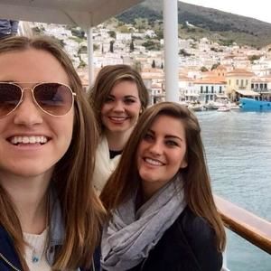 Meet your Posher, Anna