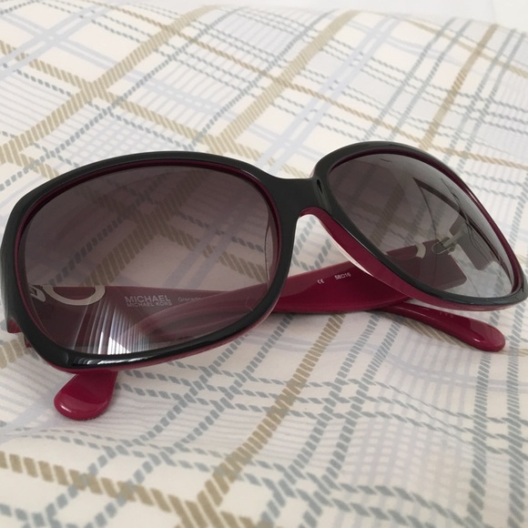 Michael kors sunglass